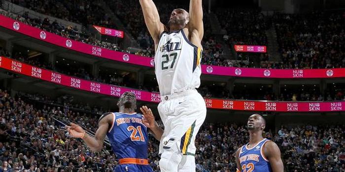  阿德巴约统治禁区热火主场大胜活塞结束两连败颓势